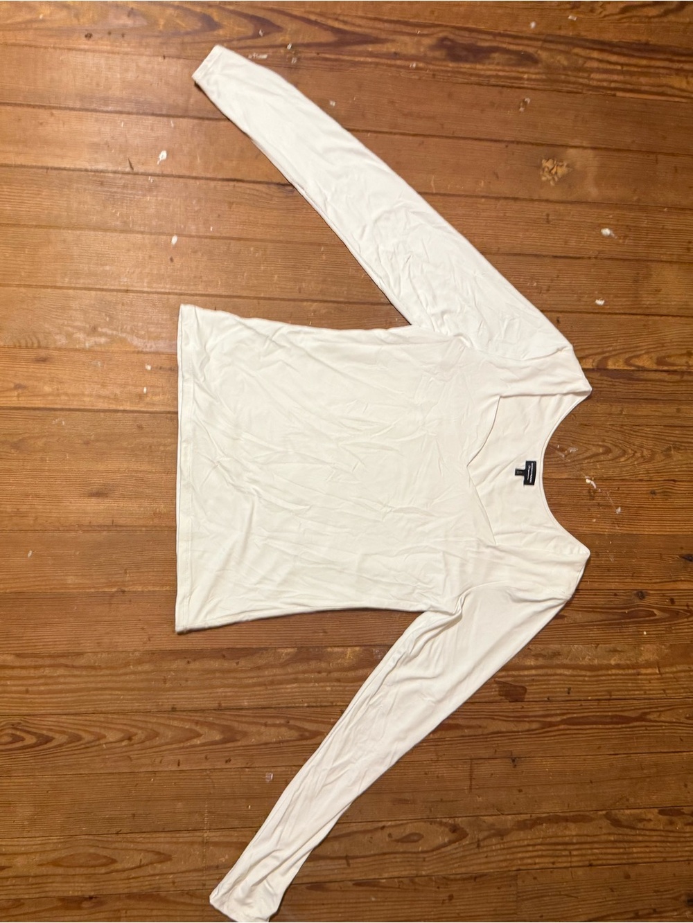 BKE smoothing White Long-Sleeve Women's Top - NWOT